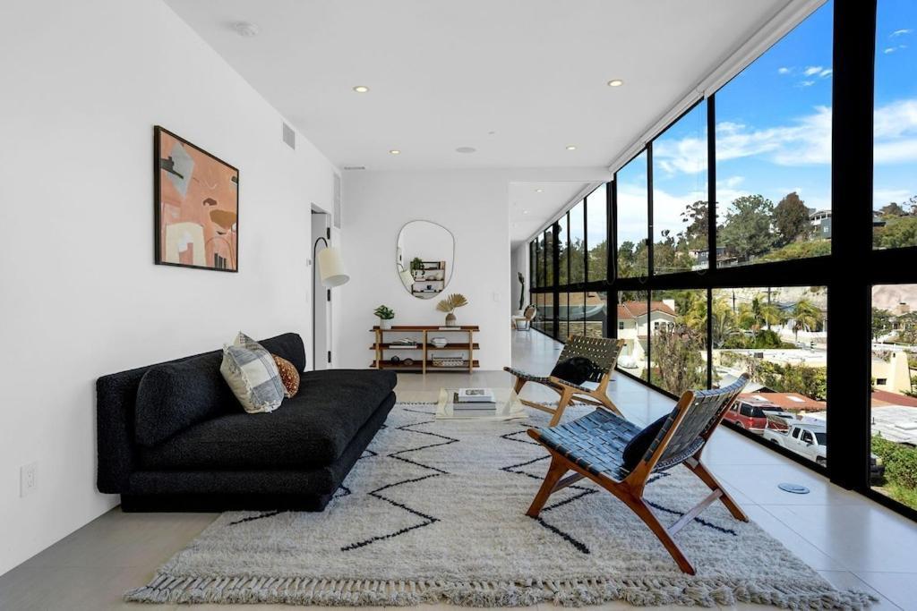 Experience Eco-luxury At Its Finest - Centrally Located Clea House In San Diego! Holiday home